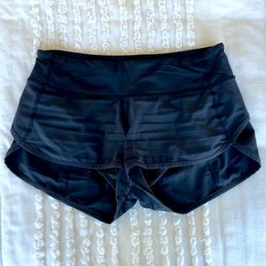 Lulu Lemon low-rise lined Shorts Black